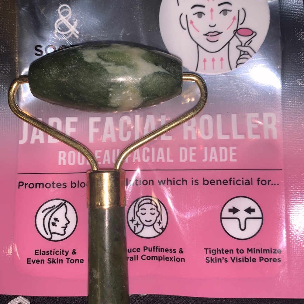 Jade Facial Roller